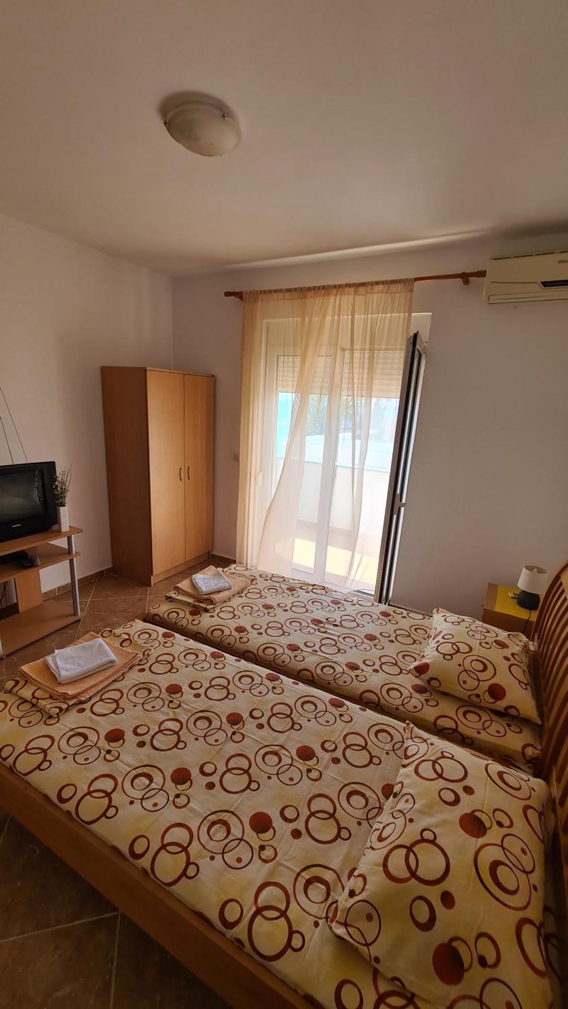 Apartments Mare Ulcinj Ngoại thất bức ảnh