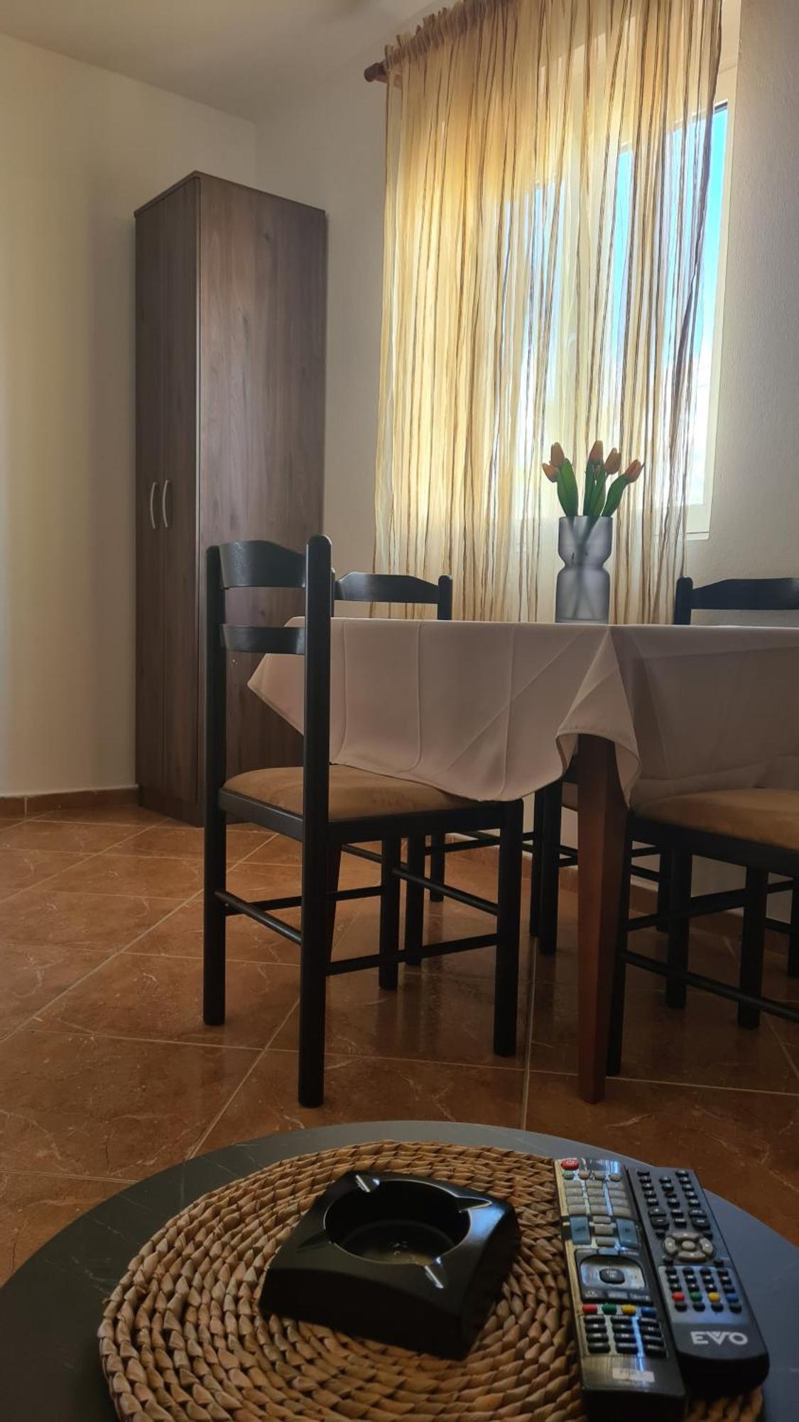 Apartments Mare Ulcinj Ngoại thất bức ảnh
