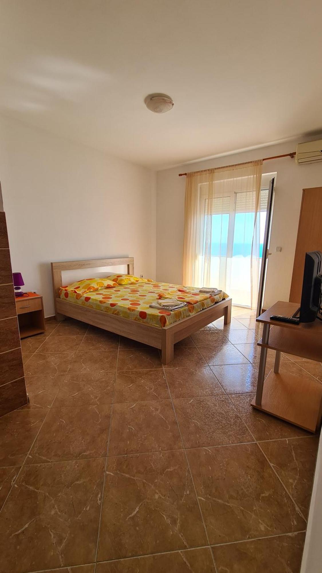 Apartments Mare Ulcinj Ngoại thất bức ảnh