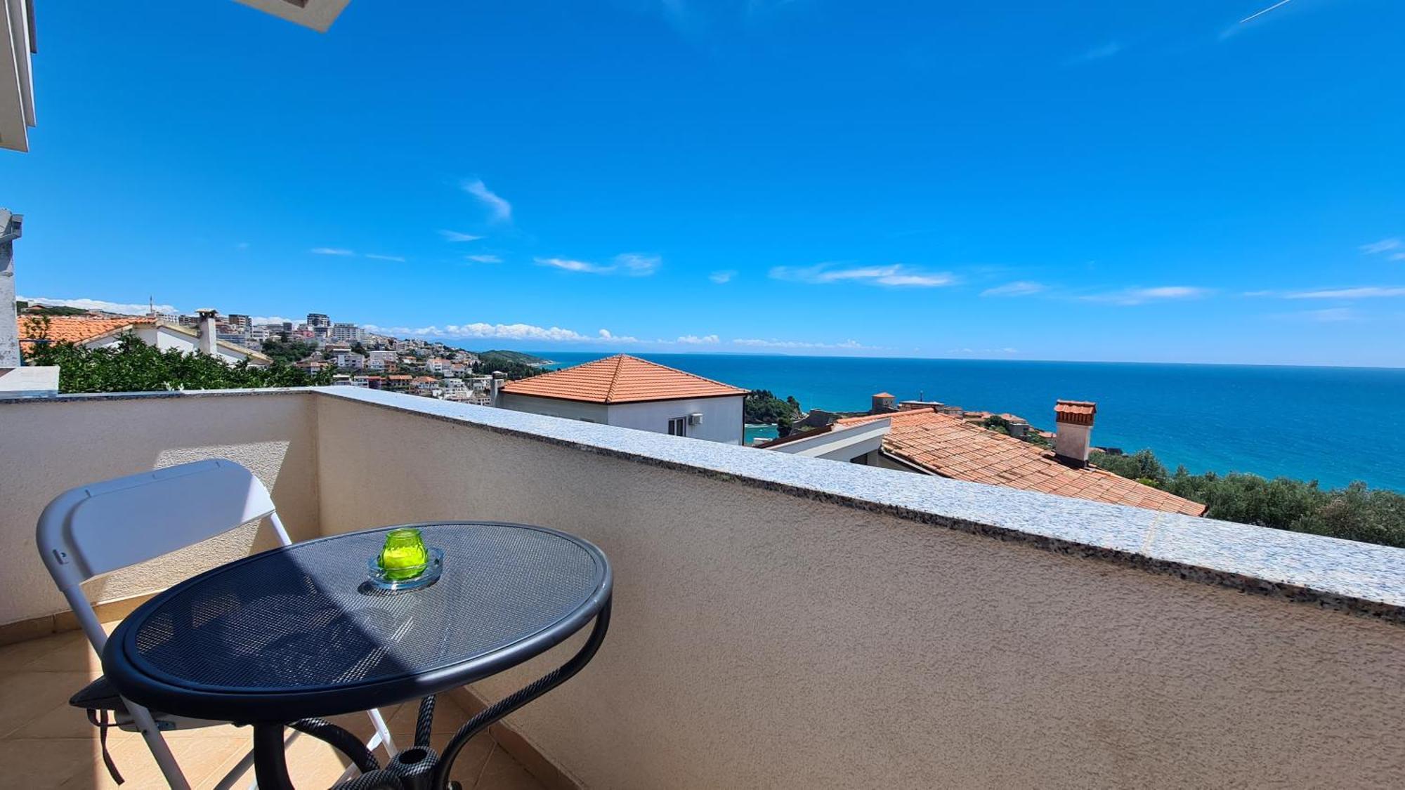 Apartments Mare Ulcinj Ngoại thất bức ảnh
