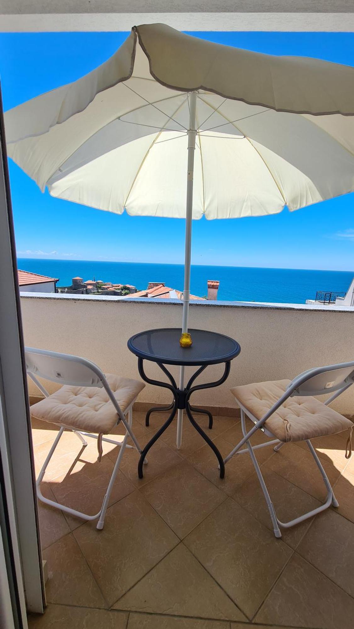 Apartments Mare Ulcinj Ngoại thất bức ảnh